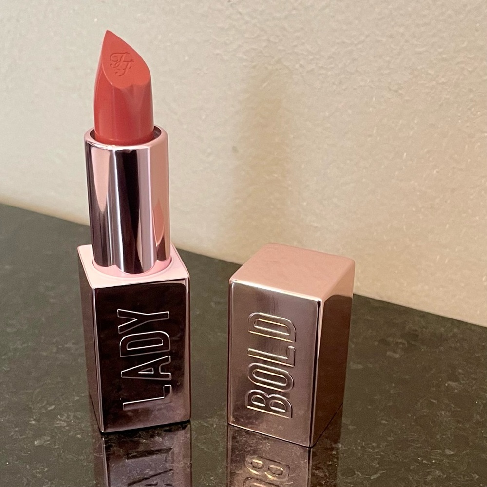 Too Faced Lady Bold Lipstick - Picture 2 of 8